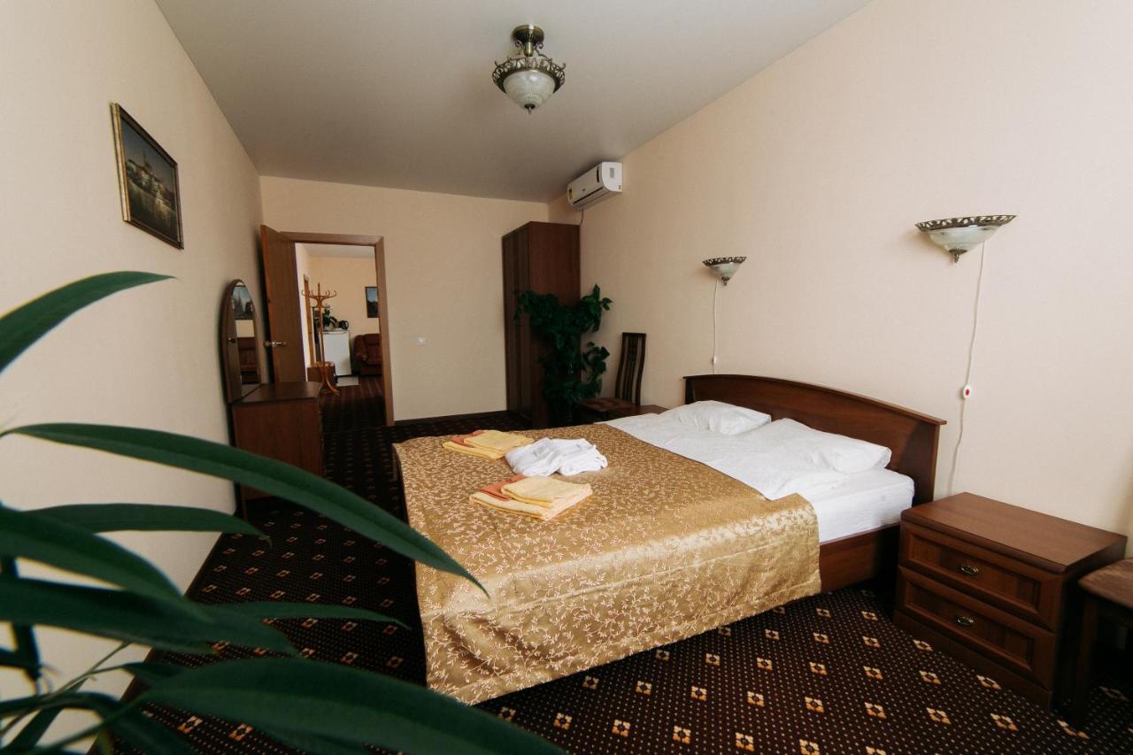 Hotel Praha Smolensk Room photo